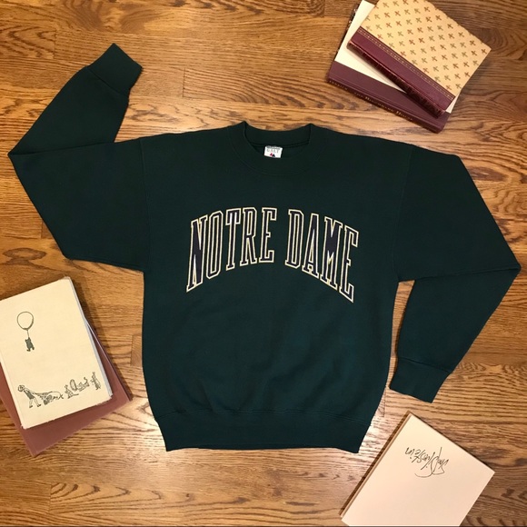 Tops - Classic Norte Dame Fighting Irish Crew Sweatshirt